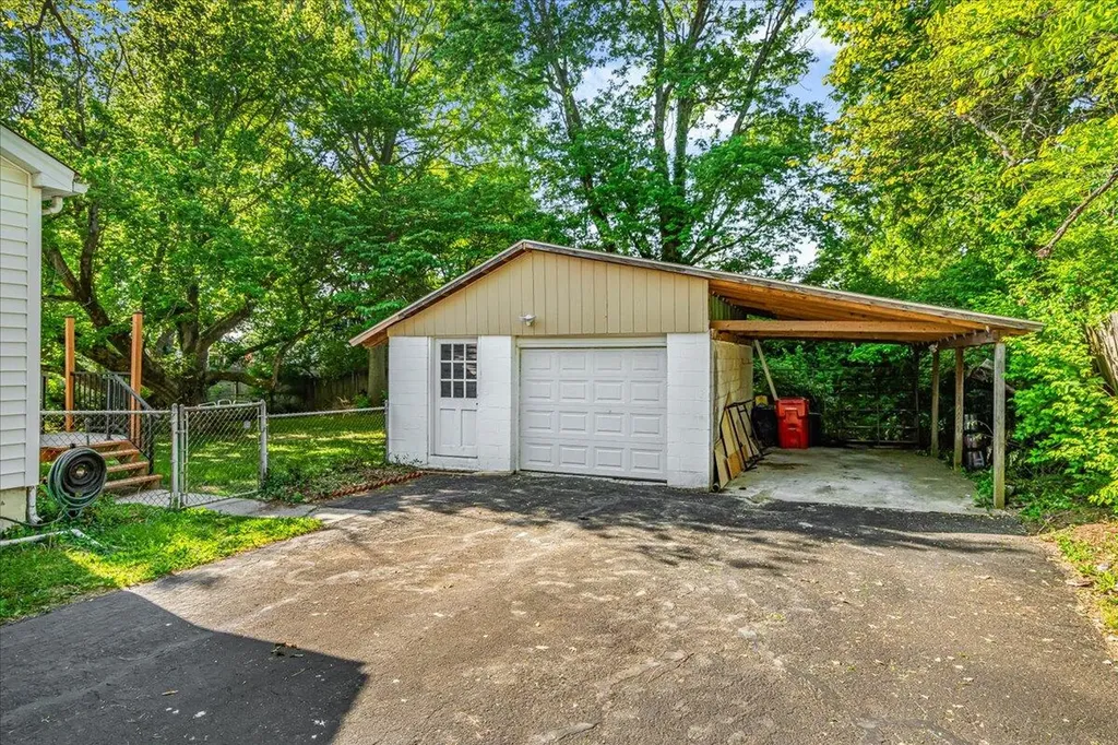 116 Liberty Street Nicholasville KY 40356