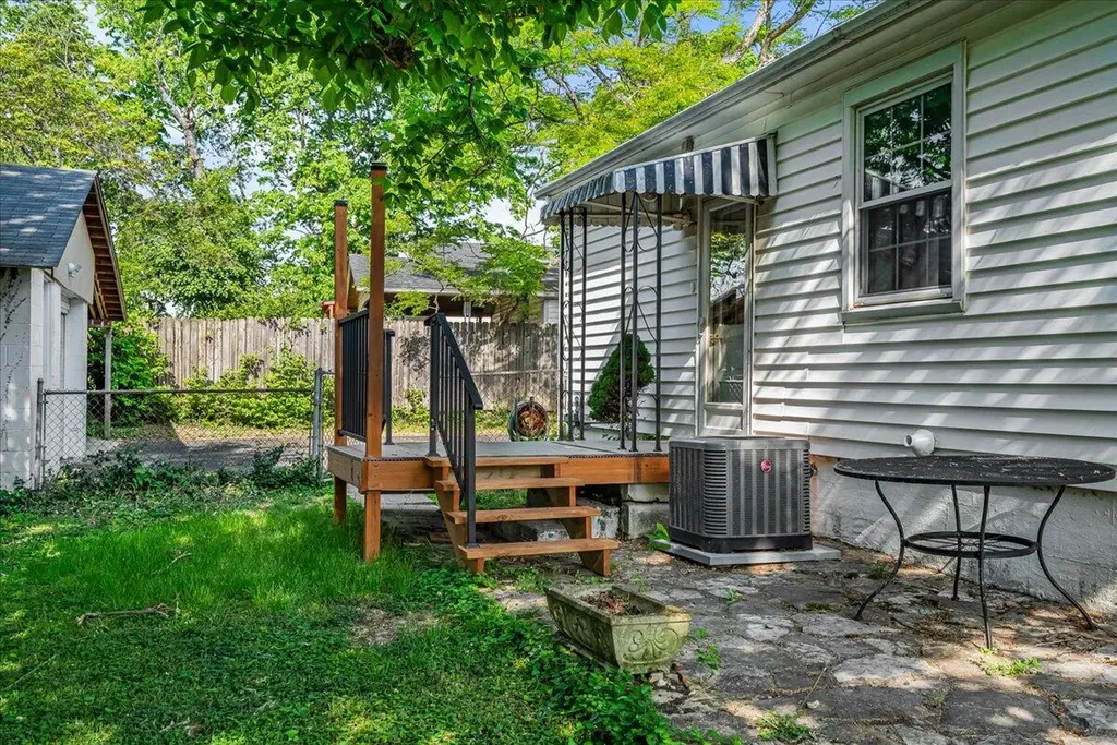 116 Liberty Street Nicholasville KY 40356