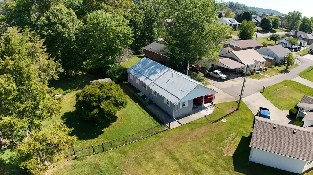 103 Fletcher Drive London KY 40741