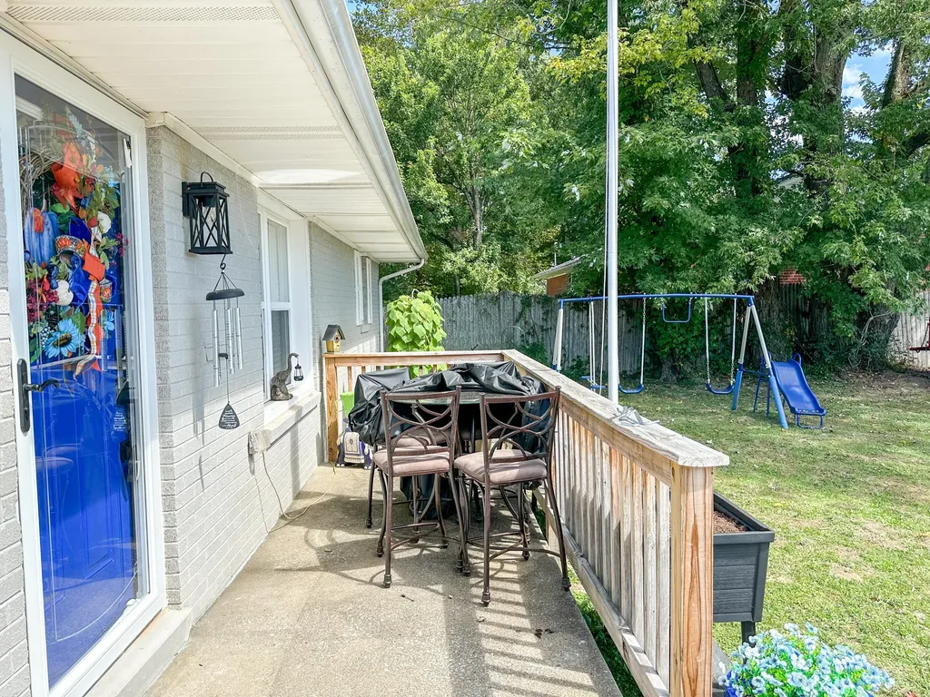 103 Fletcher Drive London KY 40741