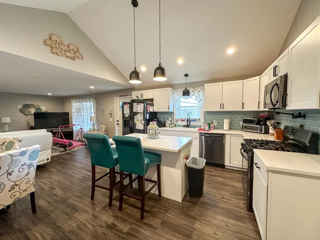 103 Fletcher Drive London KY 40741
