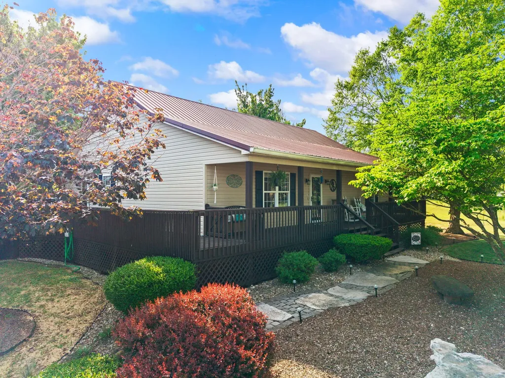 298 Forest Ridge Road Bronston KY 42518