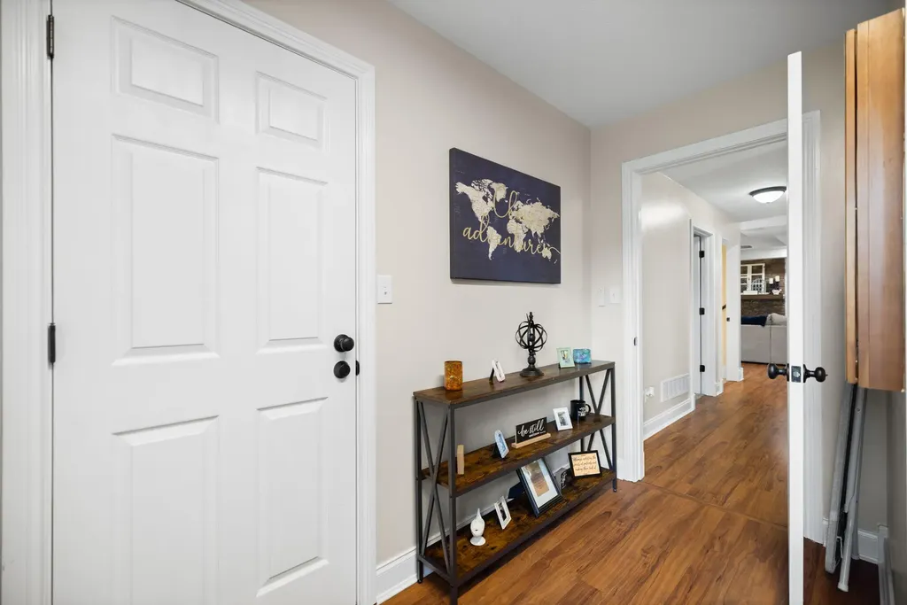 298 Forest Ridge Road Bronston KY 42518