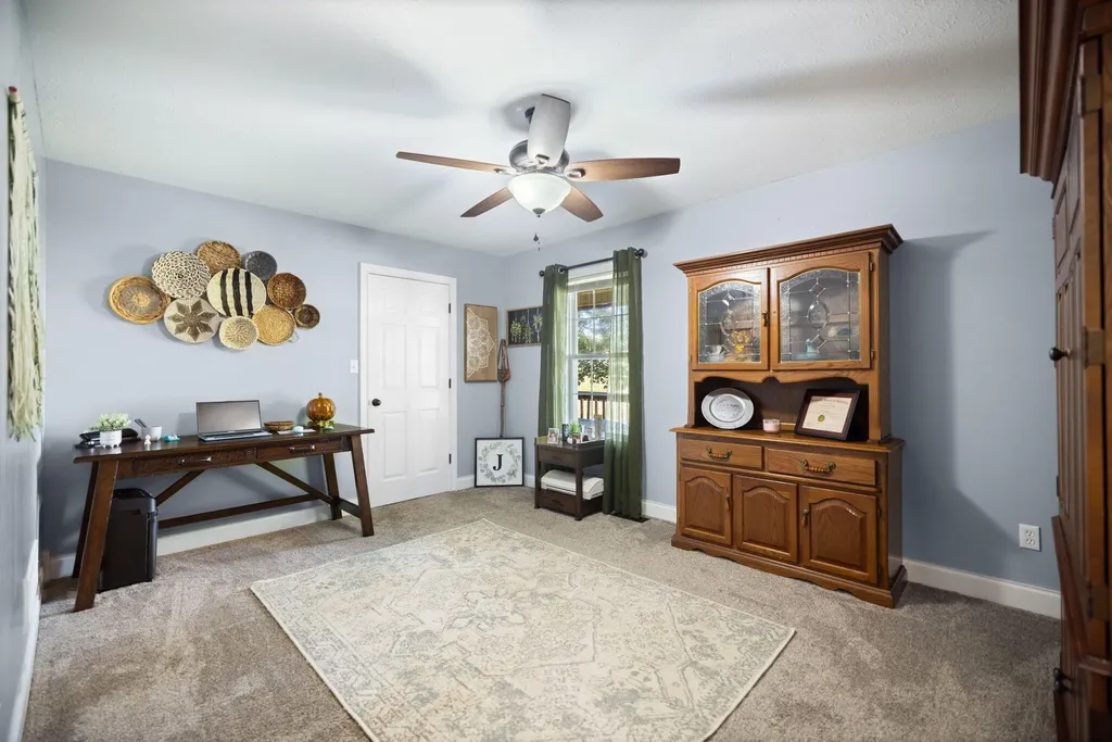 298 Forest Ridge Road Bronston KY 42518