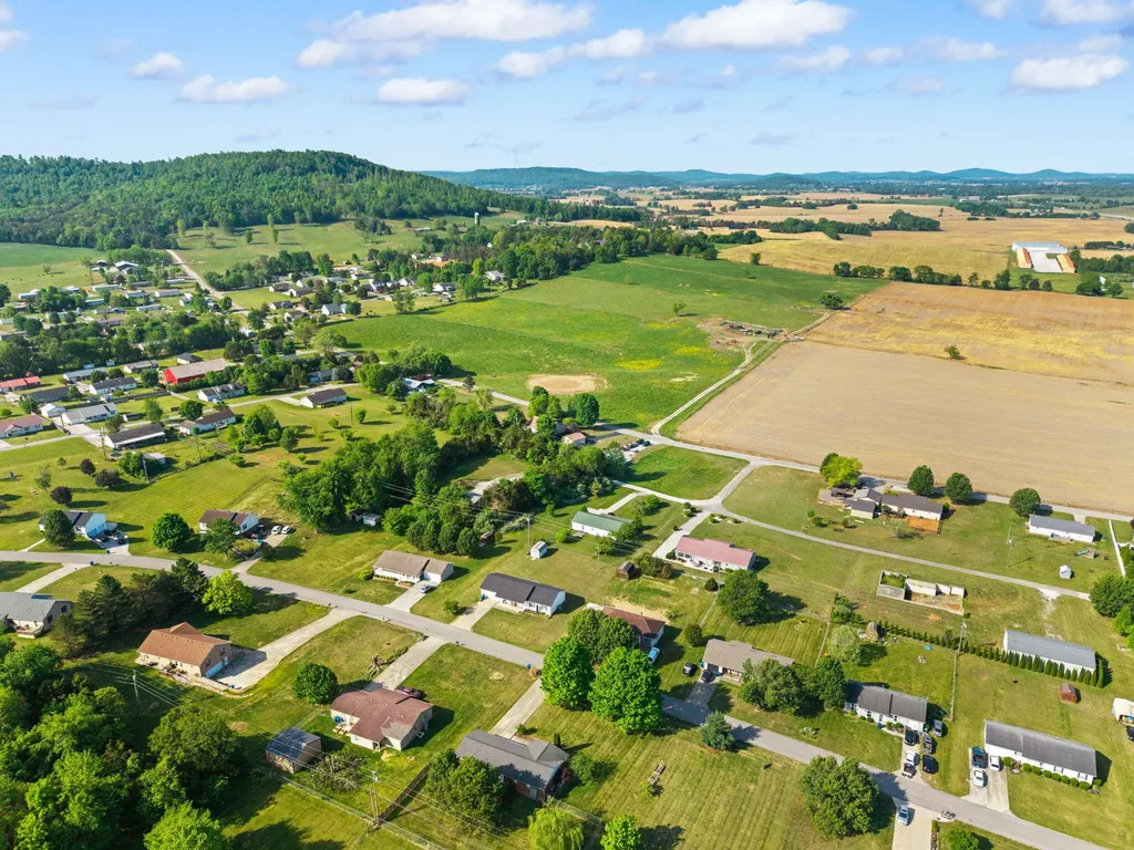 298 Forest Ridge Road Bronston KY 42518