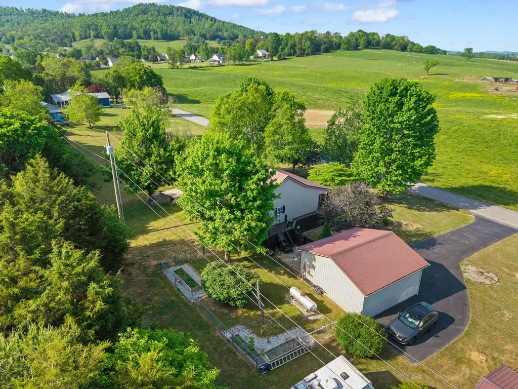298 Forest Ridge Road Bronston KY 42518
