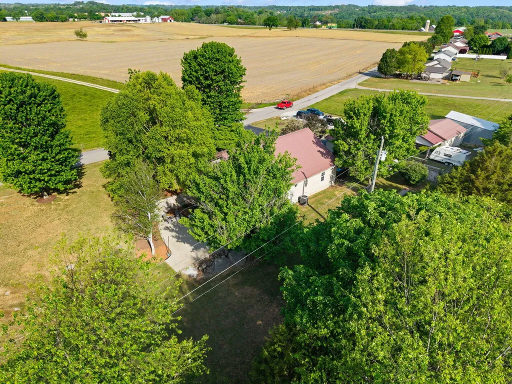 298 Forest Ridge Road Bronston KY 42518