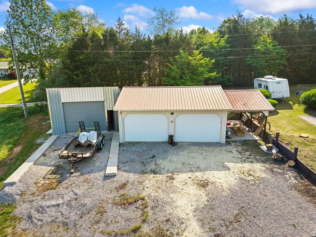 298 Forest Ridge Road Bronston KY 42518