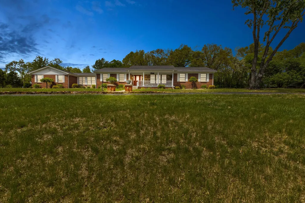 4224 E Kentucky 36 Owingsville KY 40360