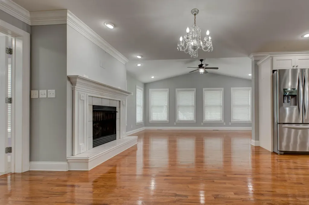 4224 E Kentucky 36 Owingsville KY 40360