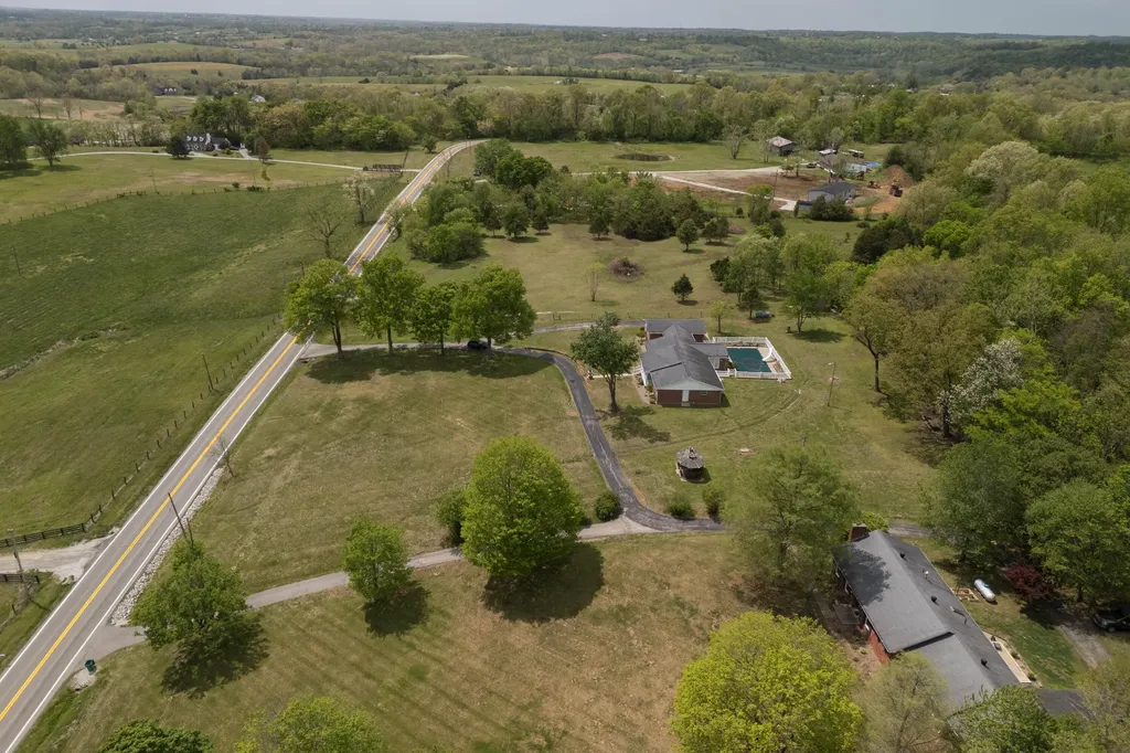 4224 E Kentucky 36 Owingsville KY 40360