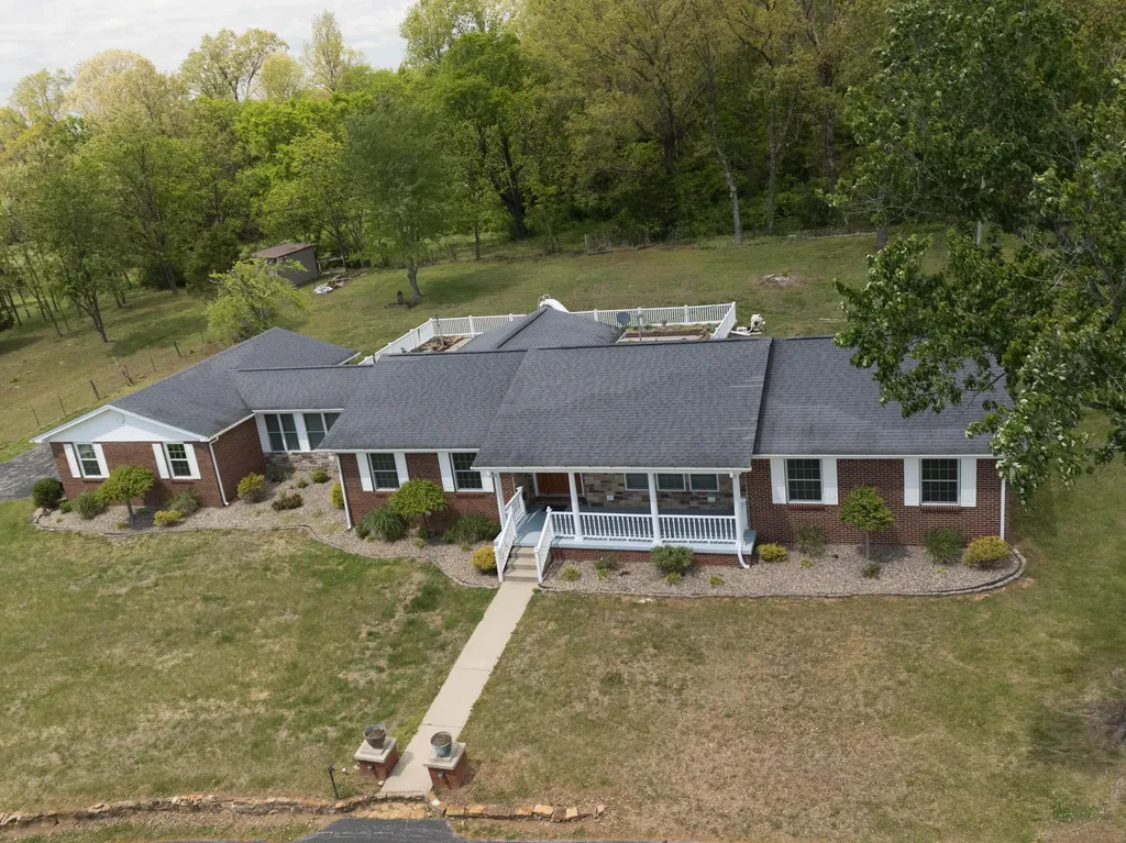 4224 E Kentucky 36 Owingsville KY 40360