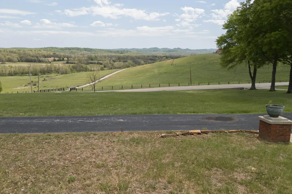 4224 E Kentucky 36 Owingsville KY 40360