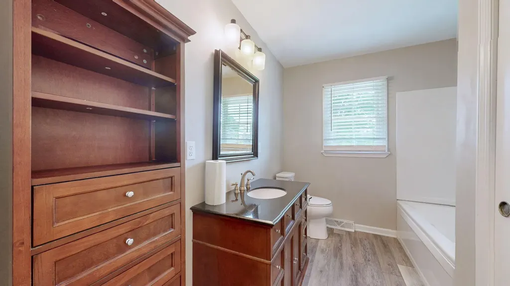 214 Vicksburg Drive Nicholasville KY 40356