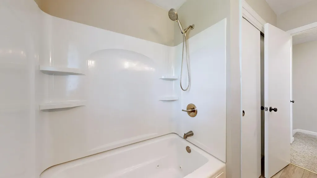 214 Vicksburg Drive Nicholasville KY 40356