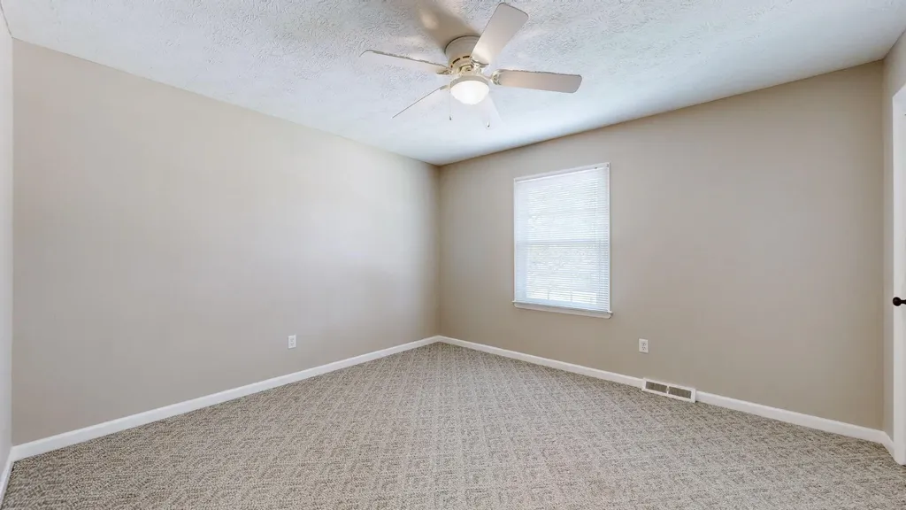 214 Vicksburg Drive Nicholasville KY 40356