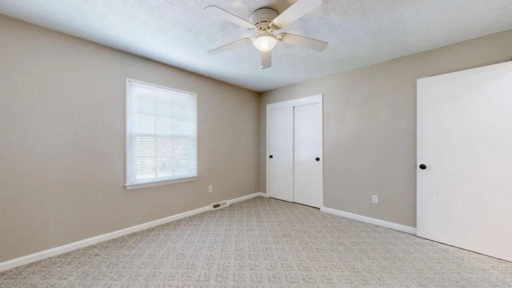 214 Vicksburg Drive Nicholasville KY 40356