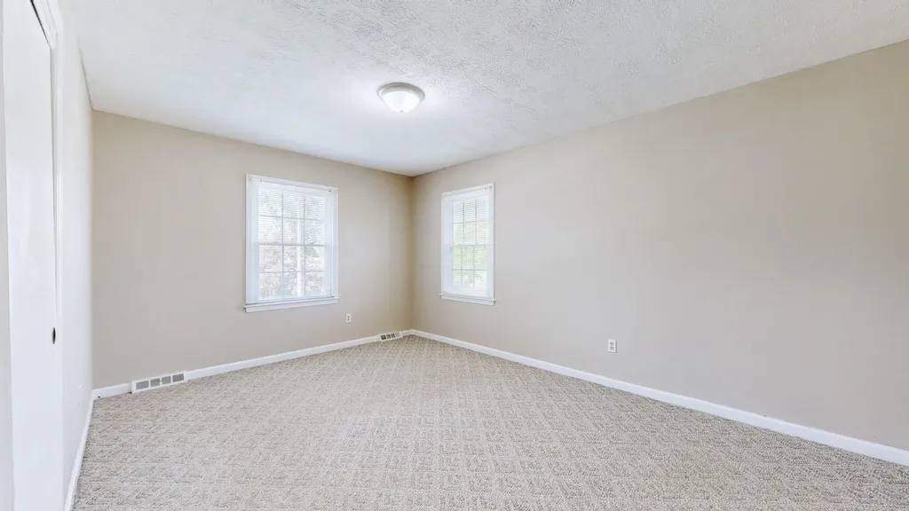 214 Vicksburg Drive Nicholasville KY 40356
