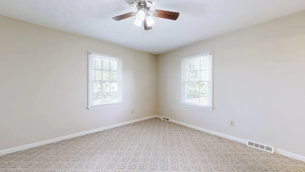 214 Vicksburg Drive Nicholasville KY 40356