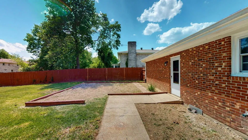 214 Vicksburg Drive Nicholasville KY 40356