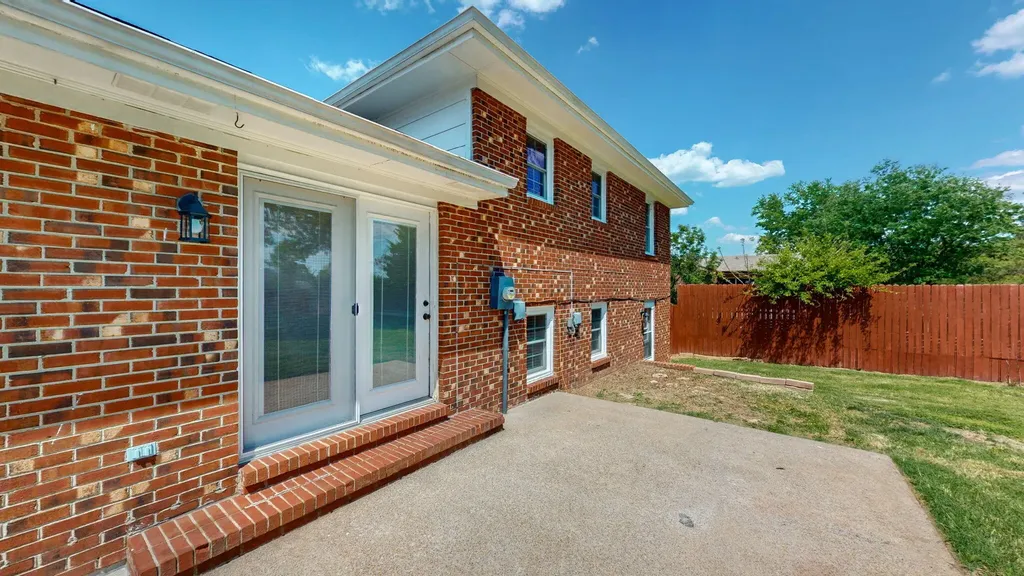 214 Vicksburg Drive Nicholasville KY 40356