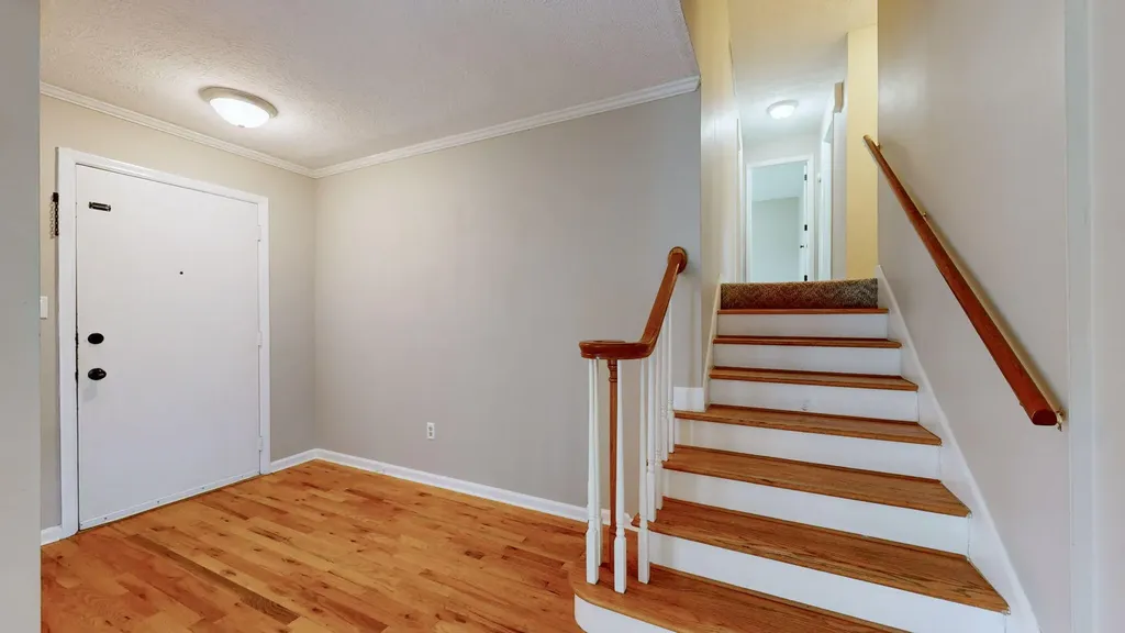 214 Vicksburg Drive Nicholasville KY 40356