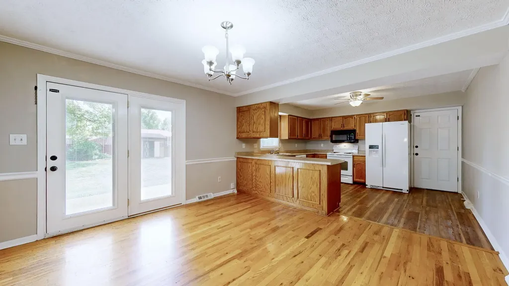 214 Vicksburg Drive Nicholasville KY 40356
