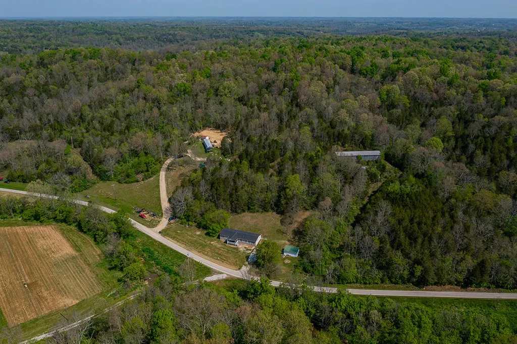 3375 Crooked Creek Road Carlisle KY 40311