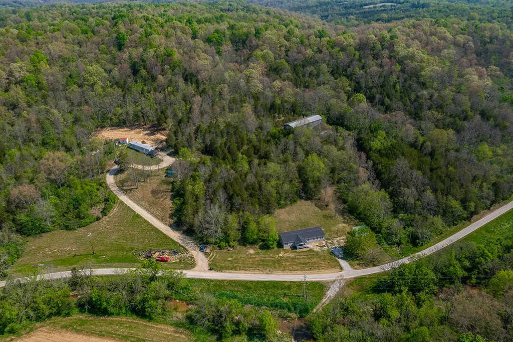 3375 Crooked Creek Road Carlisle KY 40311