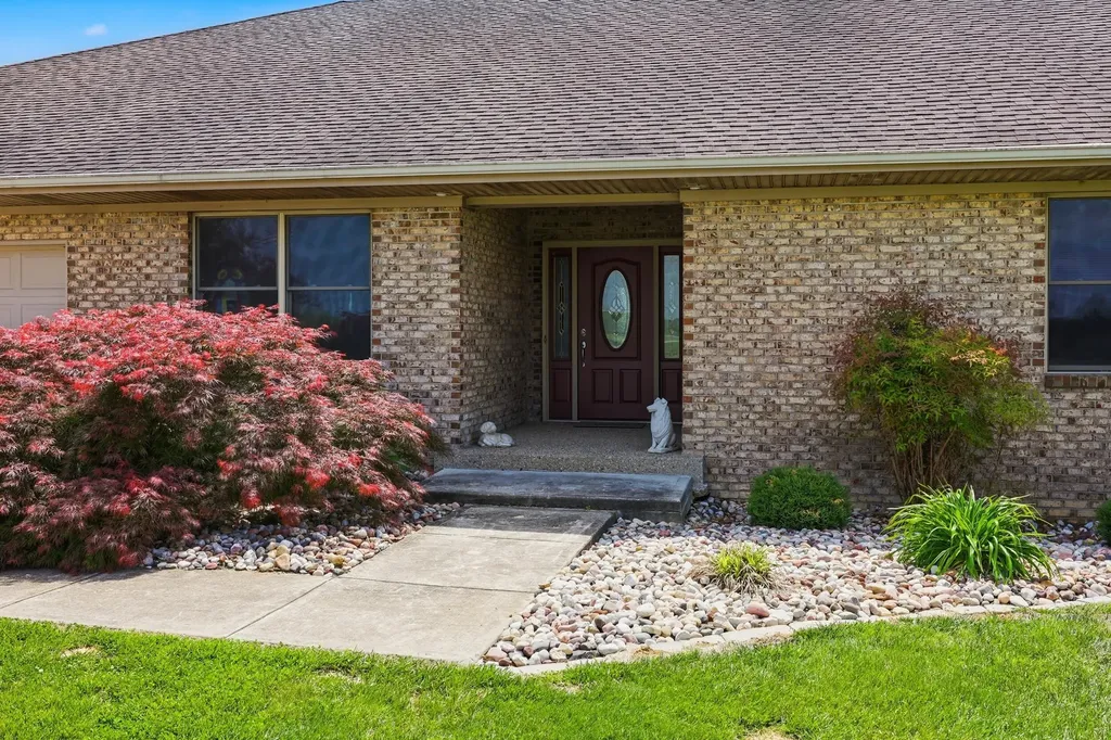 1285 Hopewell Road Harrodsburg KY 40330