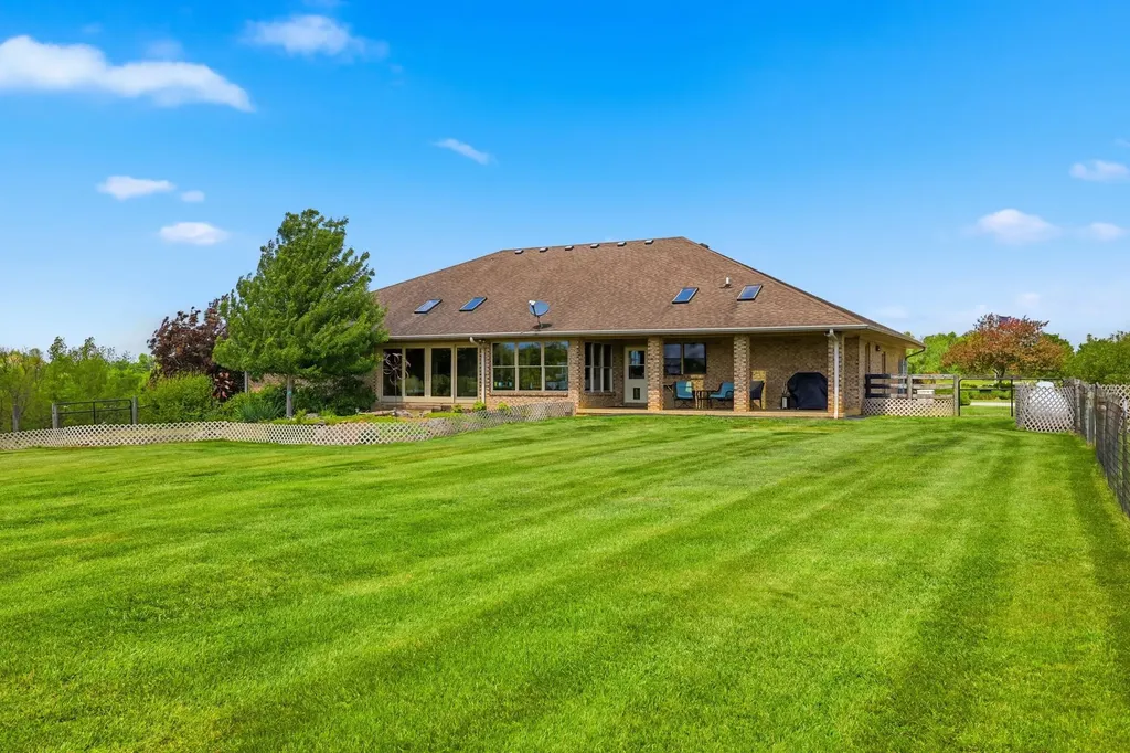 1285 Hopewell Road Harrodsburg KY 40330