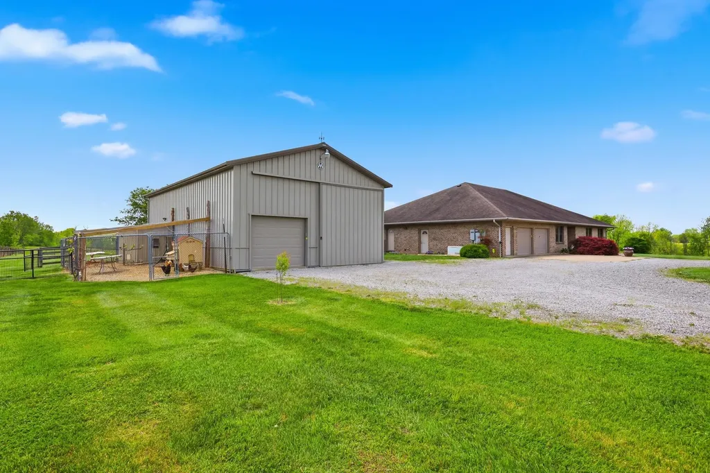 1285 Hopewell Road Harrodsburg KY 40330