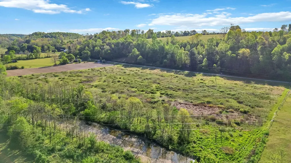 2122 Upper Brush Creek Road Hustonville KY 40437