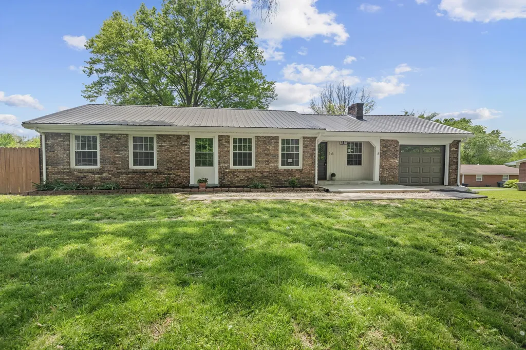16 Meadowbrook Drive Frankfort KY 40601