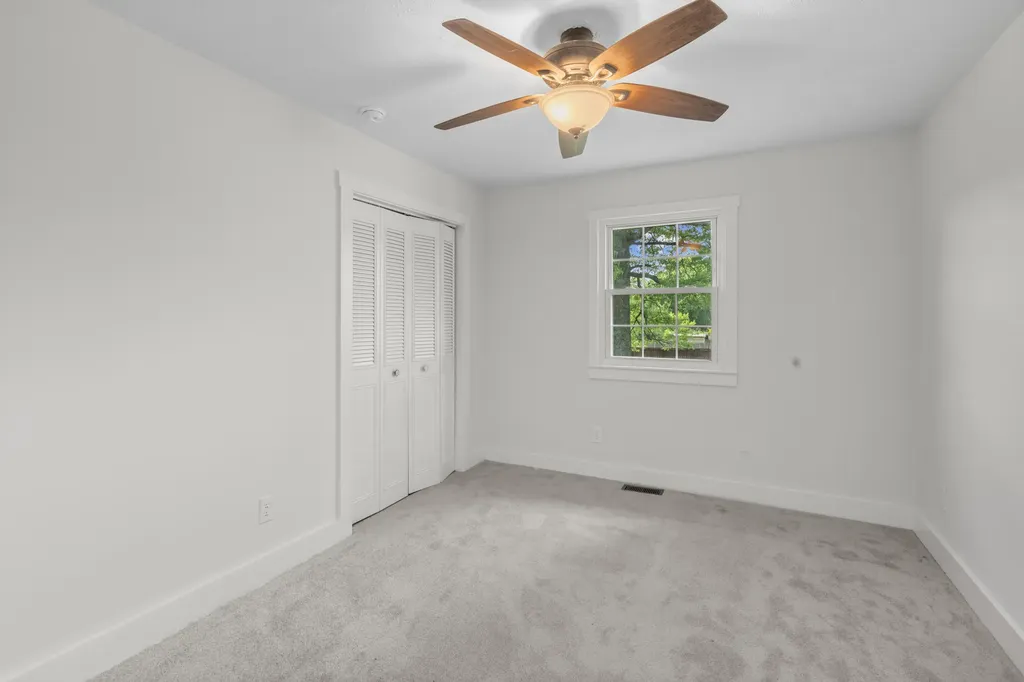 16 Meadowbrook Drive Frankfort KY 40601