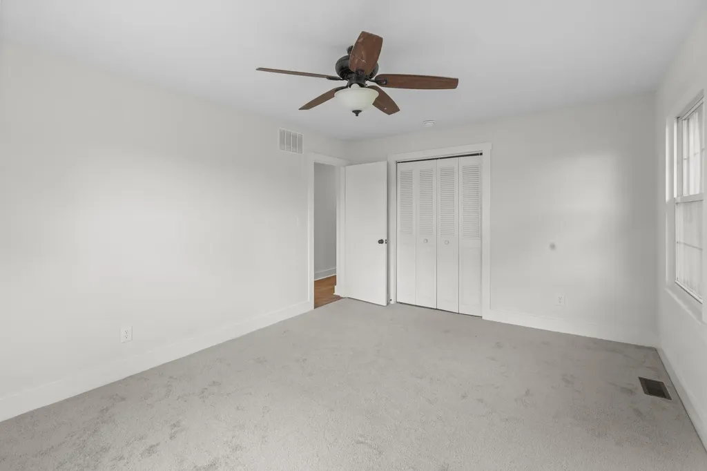16 Meadowbrook Drive Frankfort KY 40601