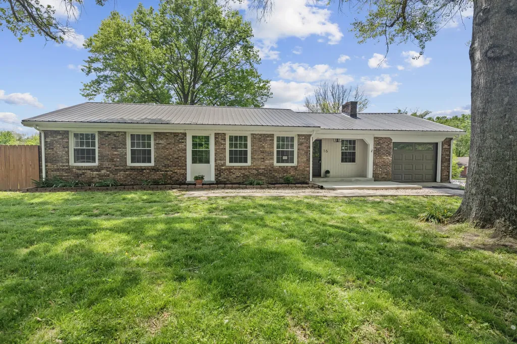 16 Meadowbrook Drive Frankfort KY 40601