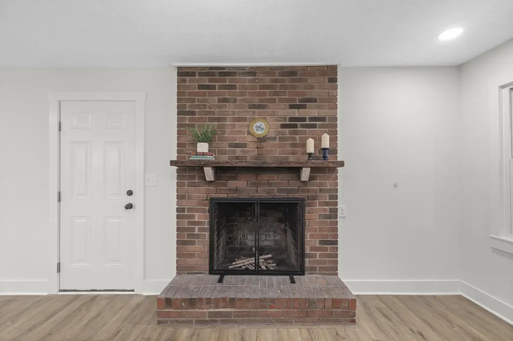16 Meadowbrook Drive Frankfort KY 40601