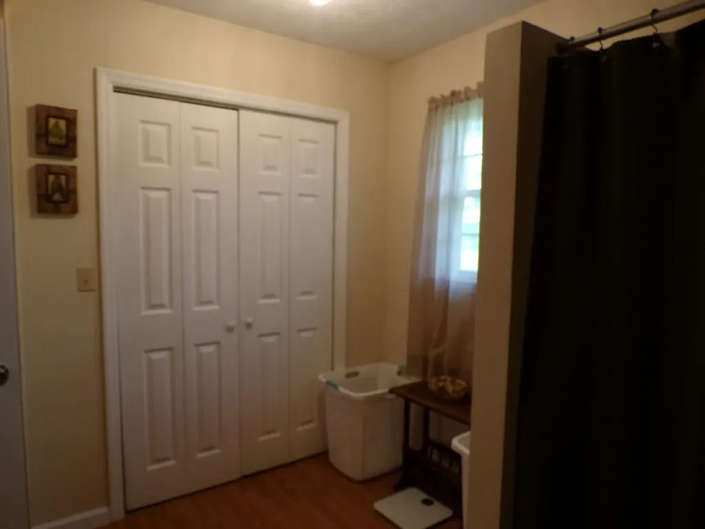 250 Holladay Lane Waco KY 40385