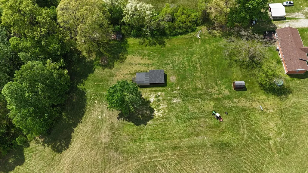 250 Holladay Lane Waco KY 40385