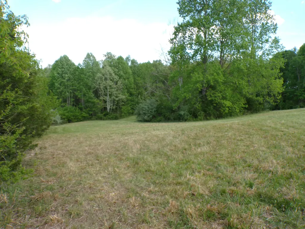 250 Holladay Lane Waco KY 40385