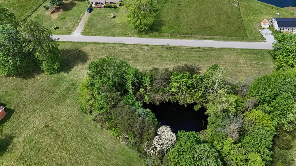250 Holladay Lane Waco KY 40385