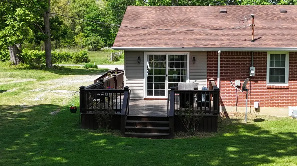 250 Holladay Lane Waco KY 40385