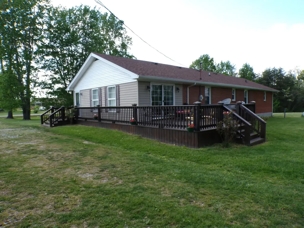250 Holladay Lane Waco KY 40385