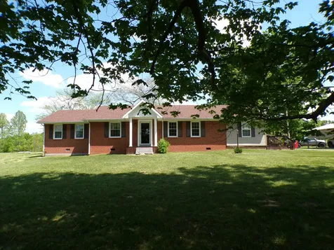 250 Holladay Lane Waco KY 40385