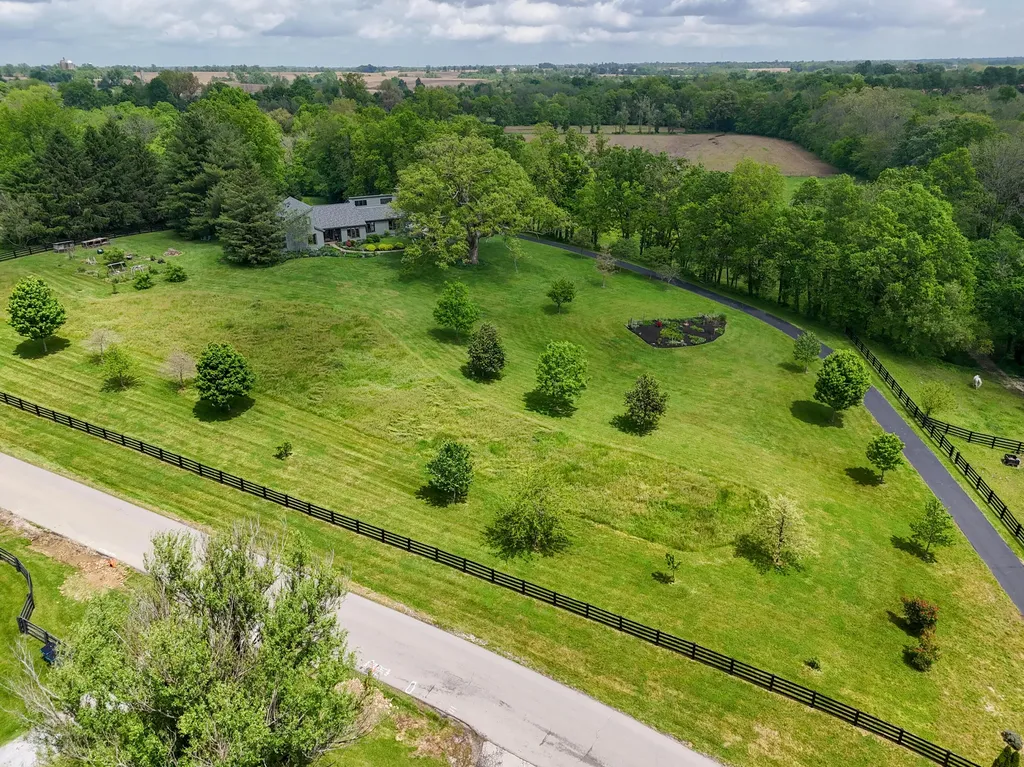 172 Hebron Road Shelbyville KY 40065