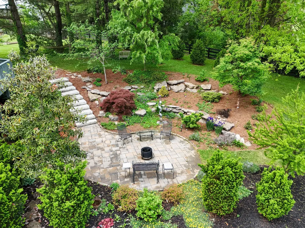 172 Hebron Road Shelbyville KY 40065