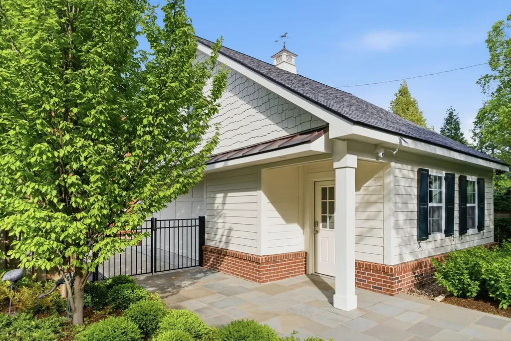 1701 Bon Air Drive Lexington KY 40502