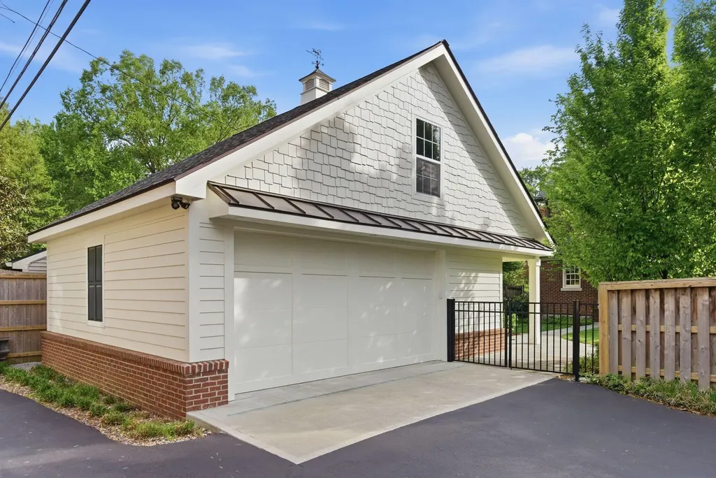 1701 Bon Air Drive Lexington KY 40502