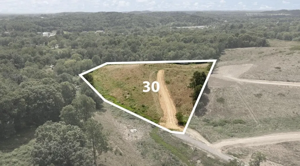 1090 Pittsburg Landing London KY 40741